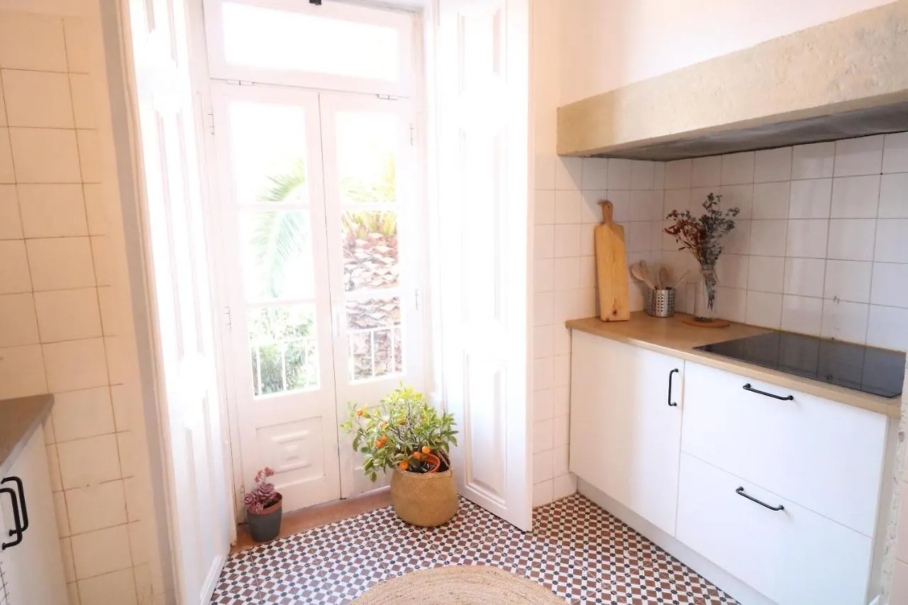Chalet Santa Rita - Stunning Apt. Next To The Sea Estoril 0*,  Portugal