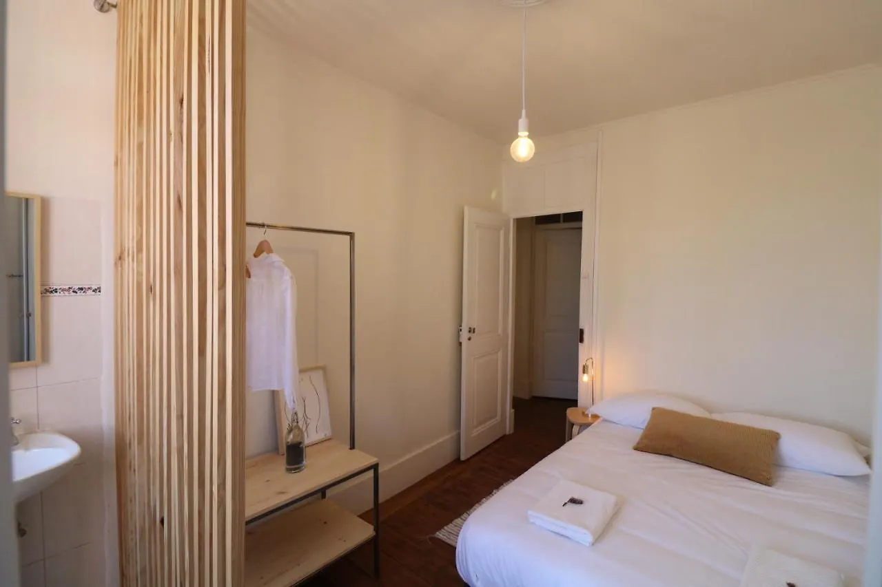 Chalet Santa Rita - Stunning Apt. Next To The Sea Estoril 0*,  Portugal